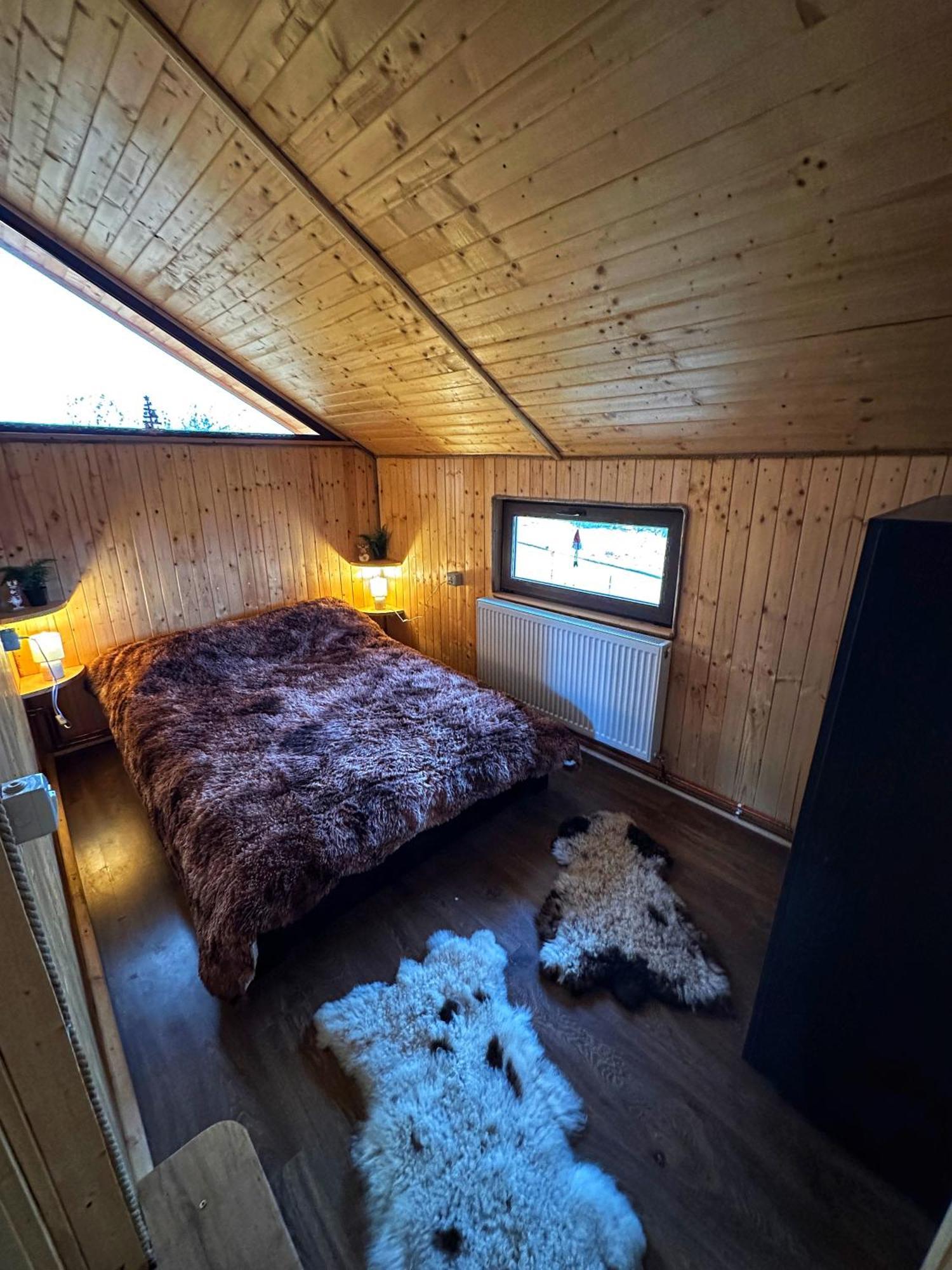 Casuta Din Stejari-Transalpina Villa Novaci-Străini Kültér fotó